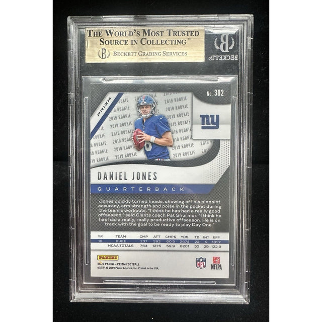 2019 Panini Prizm #302 Daniel Jones New York Giants Red/White/Blue Prizm BGS 9.5 RC