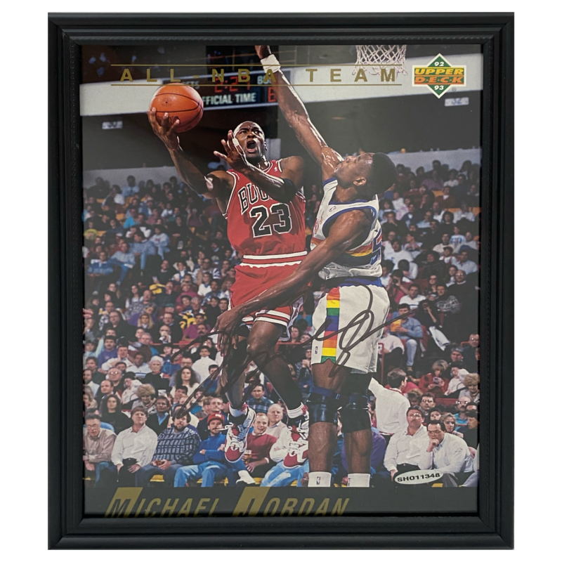 Michael Jordan Autographed Bulls 'Lay Up' 8" x 10" Photograph UDA