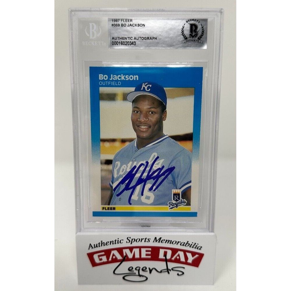 Bo Jackson Autographed 1987 Fleer Baseball #369 Kansas City Royals RC Trading Card Beckett