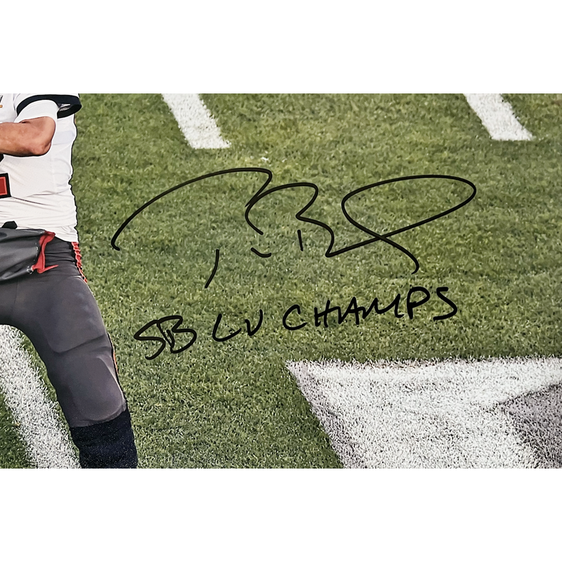 Tom Brady Autographed "SB LV Champs" Super Bowl 16" x 20" Photograph Fanatics