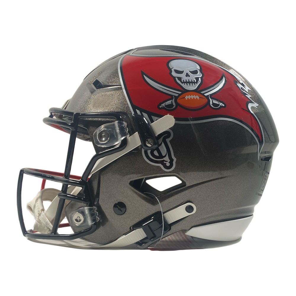TOM BRADY Autographed Buccaneers / Patriots Authentic Speed Flex Helmet FANATICS