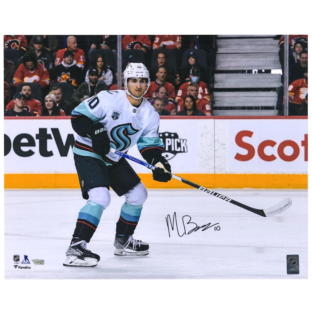 MATT BENIERS Autographed Seattle Kraken NHL Debut 16" x 20" Photograph FANATICS
