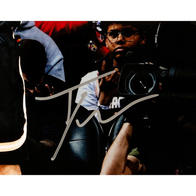 TRAE YOUNG Autographed Atlanta Hawks "Flex" 16" x 20" Photo PANINI LE 111