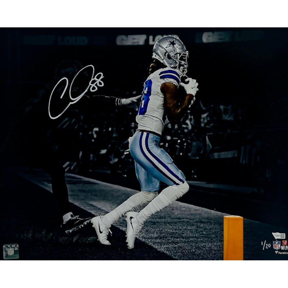 CEEDEE LAMB Autographed Cowboys 16" x 20" Spotlight Photograph FANATICS LE 1/20