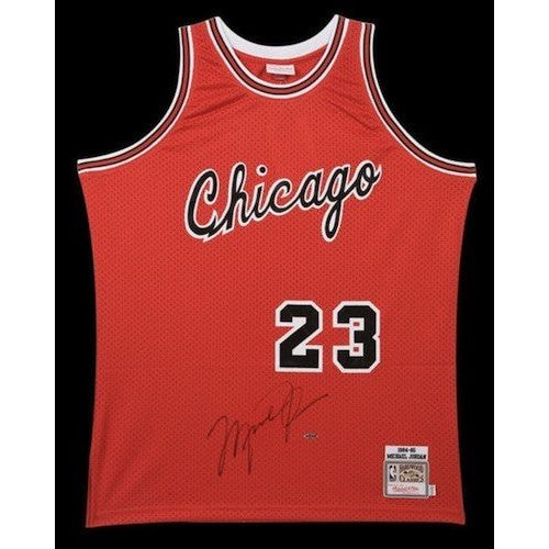 MICHAEL JORDAN Signed Chicago Bulls Rookie Jersey UDA