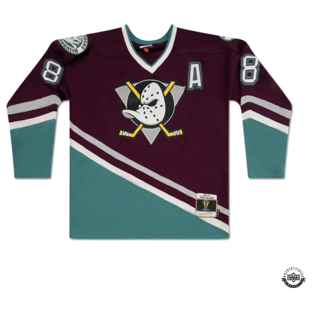 Teemu Selanne Autographed 1996 Dark Mighty Ducks Jersey UDA