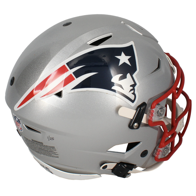 Tom Brady Autographed "LFG" Patriots SpeedFlex Helmet Fanatics LE 1/25