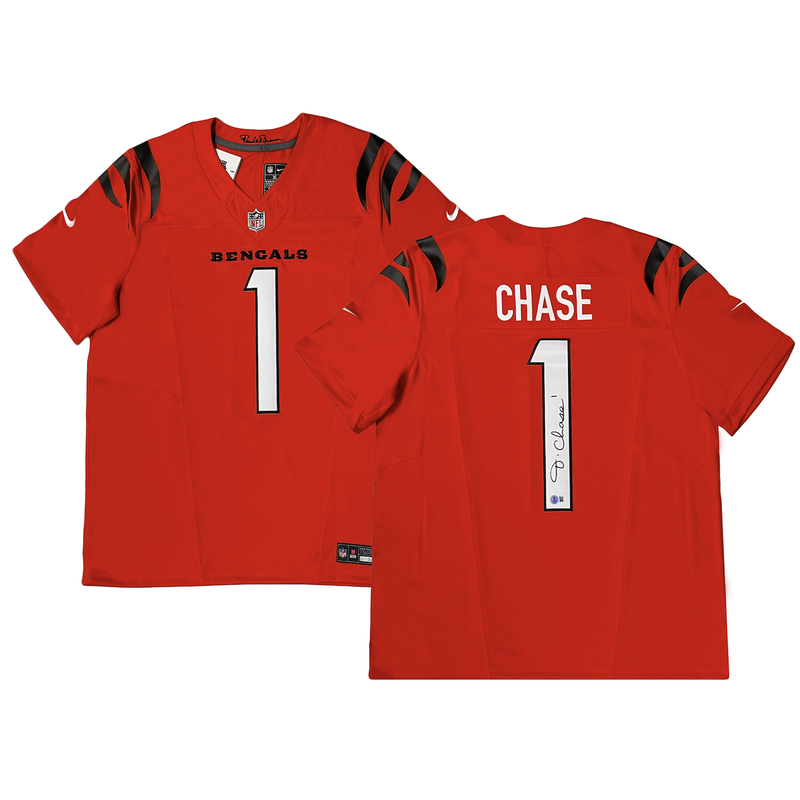 Ja'Marr Chase Autographed Bengals Orange Nike Vapor Limited Jersey Beckett