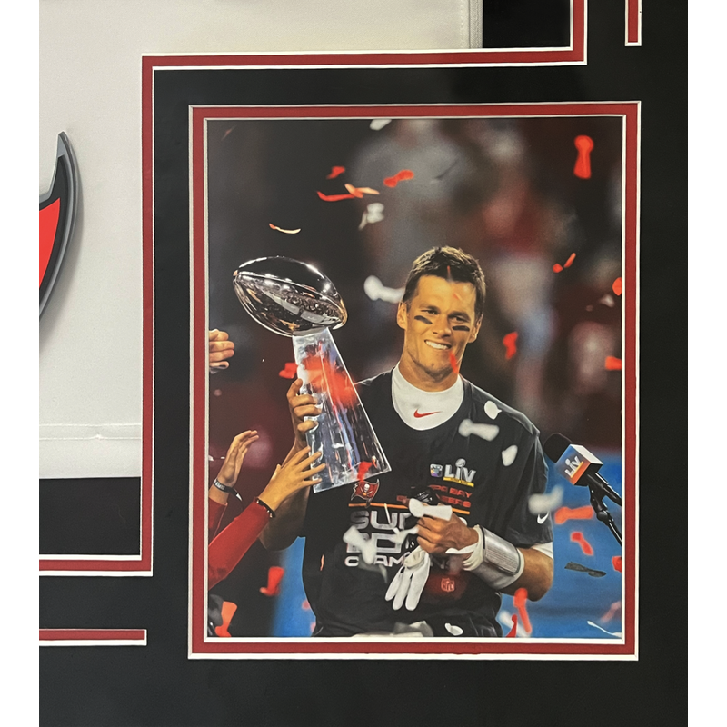 Tom Brady Autographed "SB LV Champ" Buccaneers Framed Nike White Jersey Fanatics