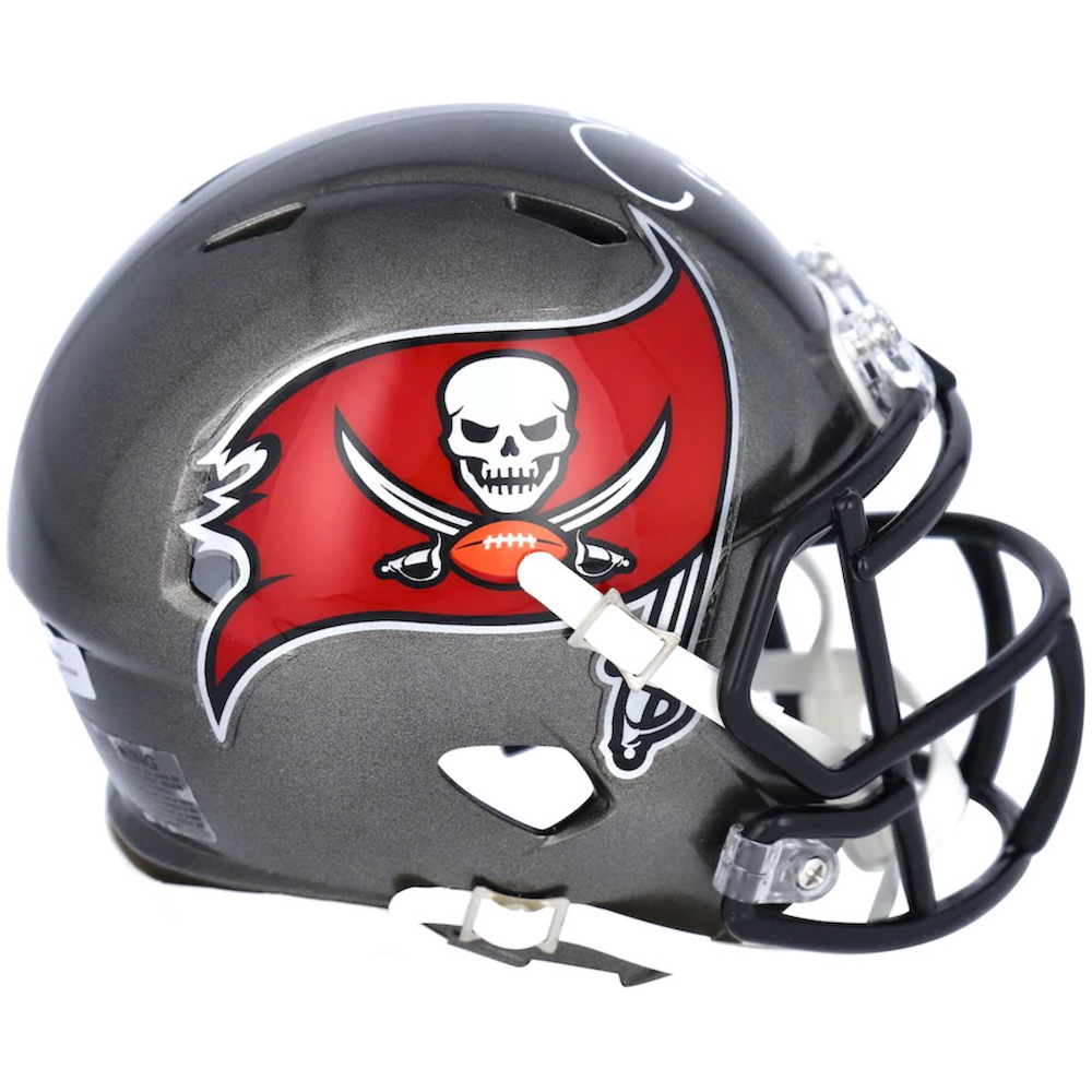 TOM BRADY Autographed Tampa Bay Buccaneers Mini Speed Helmet FANATICS
