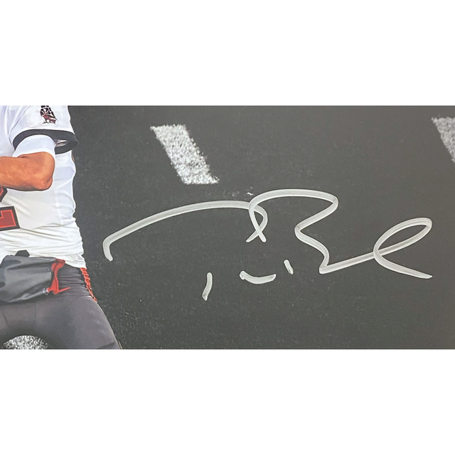 Tom Brady Autographed Super Bowl LV 11" x 14" Framed Spotlight Photo Fanatics