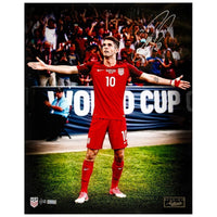 CHRISTIAN PULISIC Autographed "USA" 16" x 20" Photograph PANINI LE 110