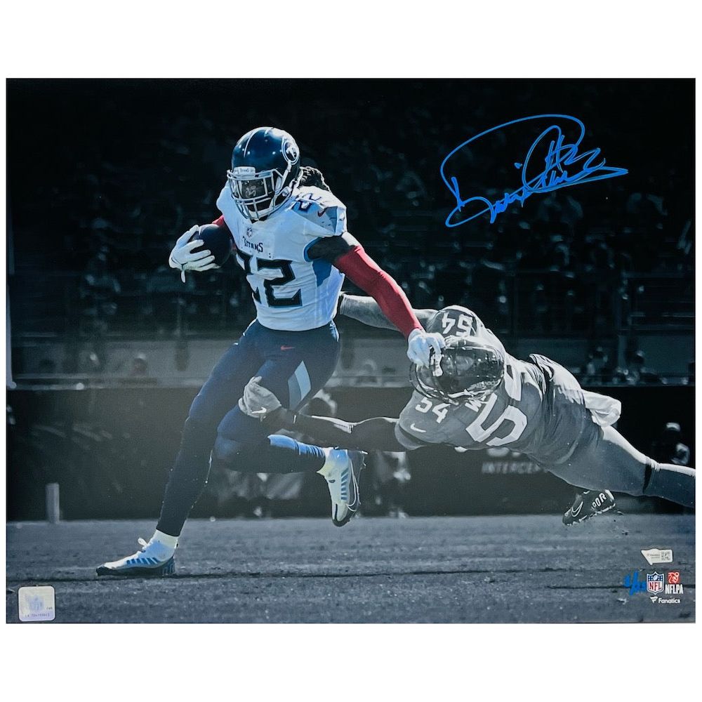 DERRICK HENRY Autographed Tennessee Titans 16" x 20" Photo FANATICS LE 25