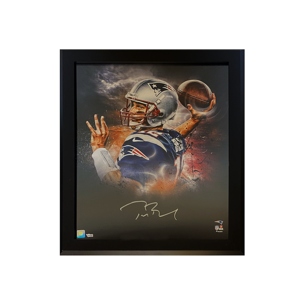 TOM BRADY Autographed Patriots "In Focus" 20" x 24" Framed Photograph FANATICS