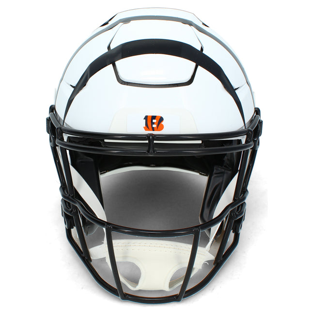 Ja'Marr Chase Autographed Cincinnati Bengals White 2022 Alternate Speedflex Authentic Helmet Beckett
