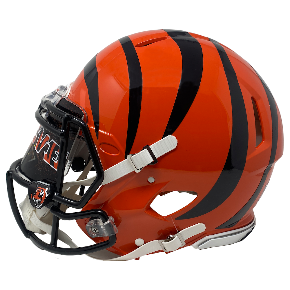 Joe Burrow / Ja'Marr Chase Cincinnati Bengals Autographed Authentic Helmet w/ Custom Visor Fanatics