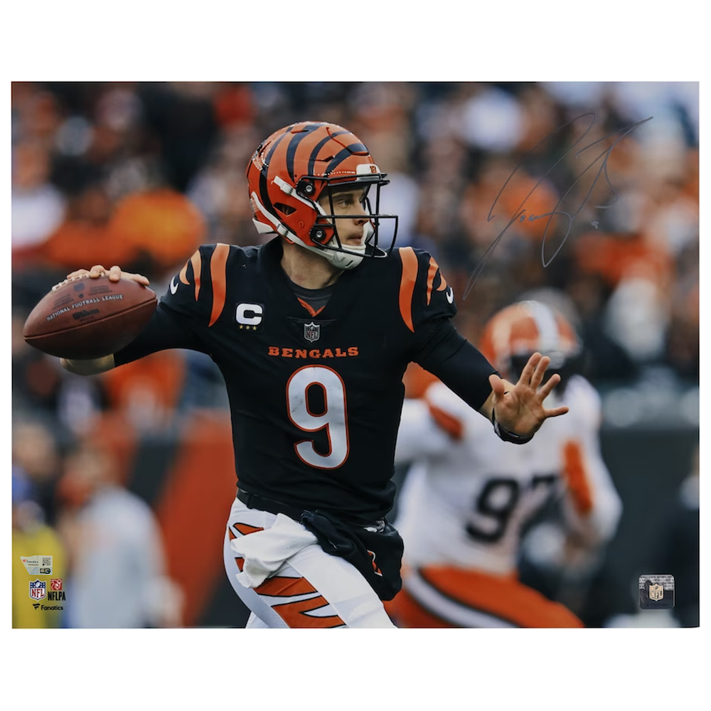 Joe Burrow Autographed Bengals 'Throwing' 16" x 20" Photograph Fanatics