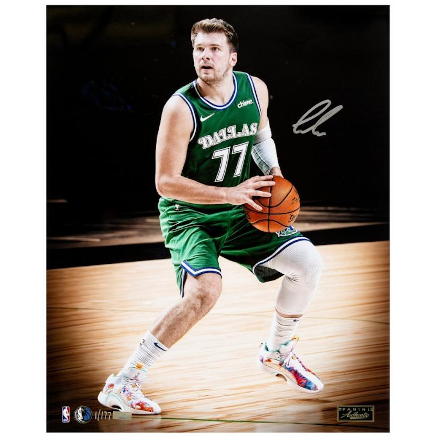 Luka Doncic Autographed Dallas Mavericks "Stepback" 16 x 20 Photo LE 177 Panini