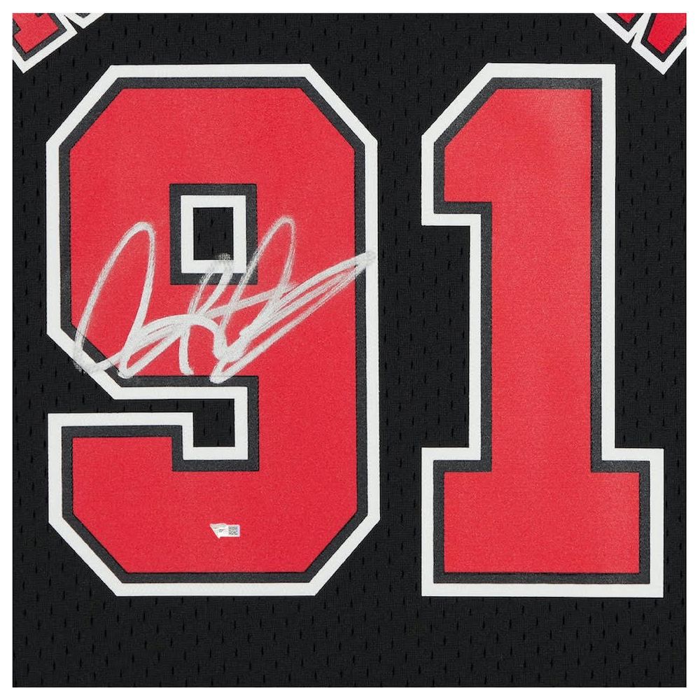 DENNIS RODMAN Autographed Chicago Bulls Black Mitchell & Ness Jersey FANATICS