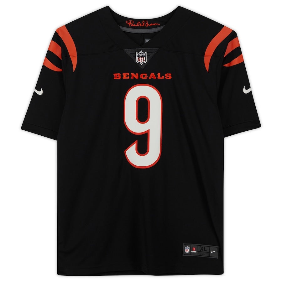 JOE BURROW Autographed Bengals 2021 Black Nike Limited Jersey FANATICS