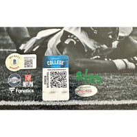 Kyren Williams Autographed (in green ink) & Inscribed "Go Irish" 11" x 14" Photo Beckett / GDL LE 23