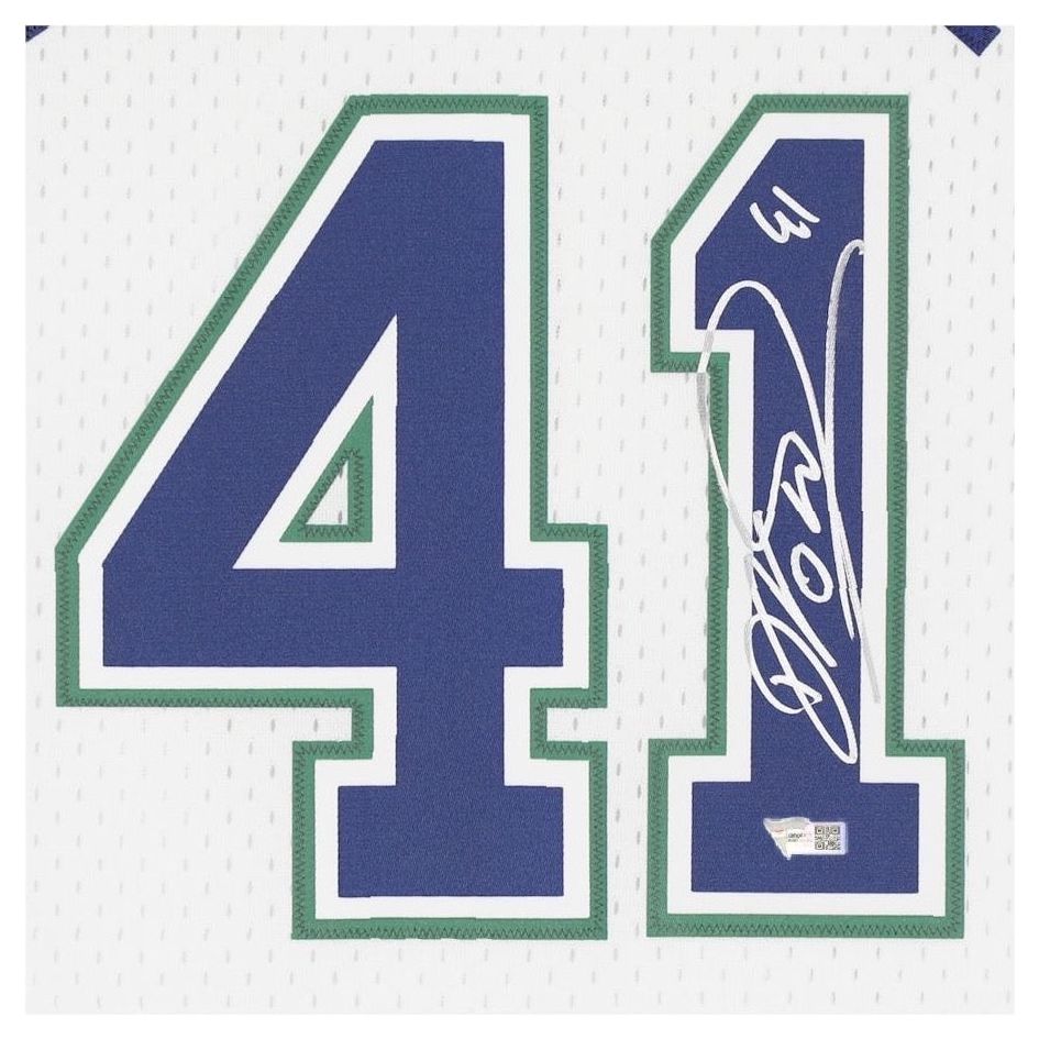 Dirk Nowitzki Autographed Dallas Mavericks 1998 White Nike Jersey Fanatics