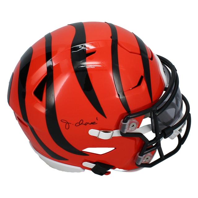 Ja'Marr Chase Autographed Cincinnati Bengals MIDI Speedflex Helmet Beckett