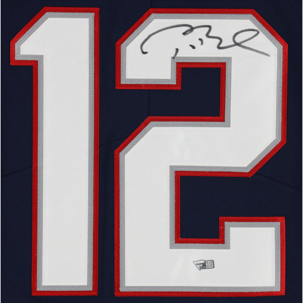 TOM BRADY Autographed Patriots Nike Elite Navy Blue Color Rush Jersey FANATICS