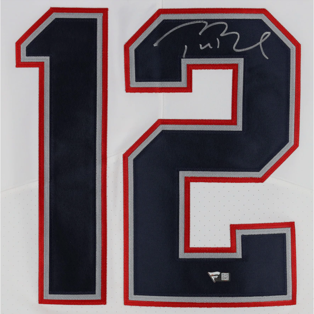 TOM BRADY Autographed NE Patriots Nike Elite White Color Rush Jersey FANATICS