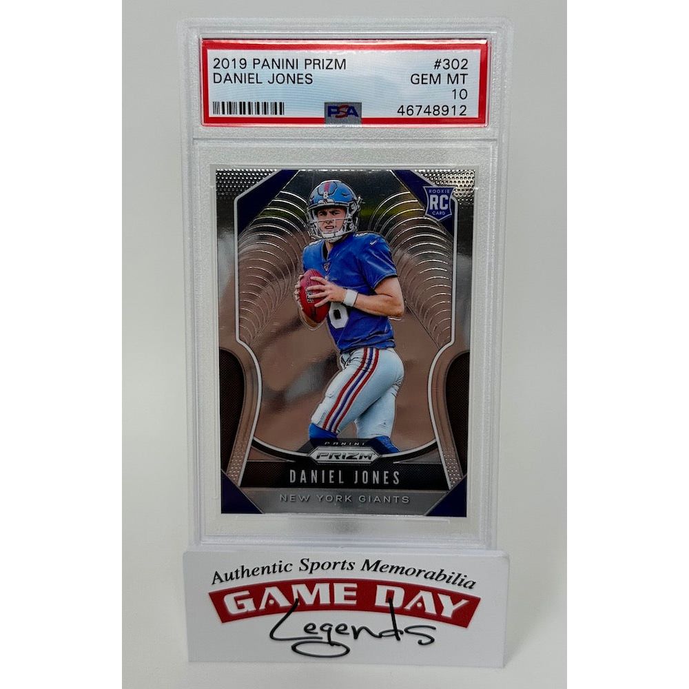 Daniel Jones New York Giants 2019 Panini Prizm #302 RC Trading Card PSA Gem Mint 10