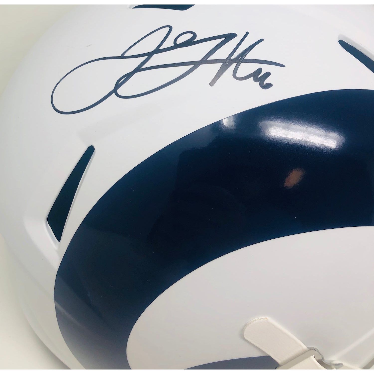 JARED GOFF Autographed Los Angeles Rams White Matte Full Size Speed Helmet FANATICS
