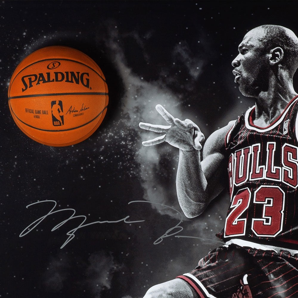 MICHAEL JORDAN Autographed Chicago Bulls "No Look" Framed Break Through Display UDA LE 123
