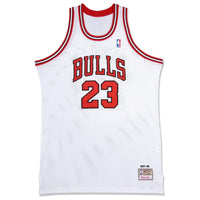MICHAEL JORDAN Autographed Chicago Bulls White 1997-98 Authentic Mitchell & Ness Jersey UDA