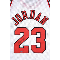 MICHAEL JORDAN Autographed Chicago Bulls White 1997-98 Authentic Mitchell & Ness Jersey UDA