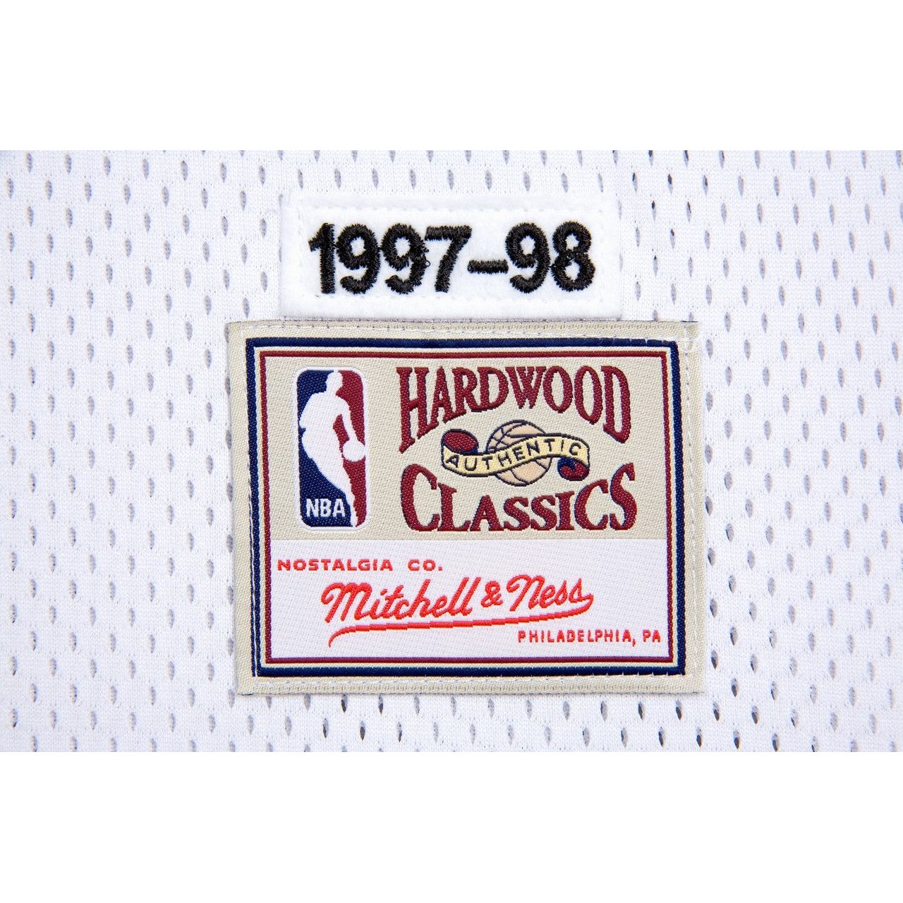 MICHAEL JORDAN Autographed Chicago Bulls White 1997-98 Authentic Mitchell & Ness Jersey UDA