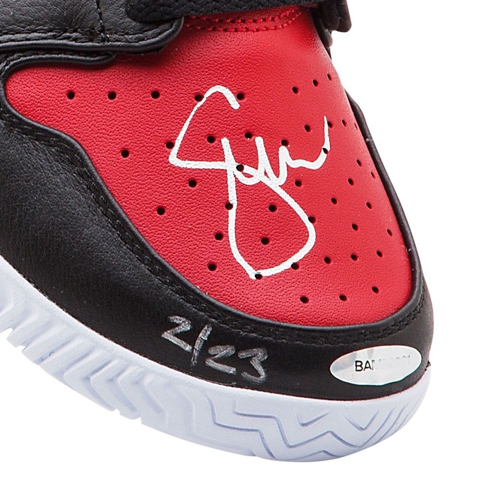 SERENA WILLIAMS Autographed/Inscribed "17 AO"  Red/Black Nike Court Flare 23 Shoes UDA LE 23
