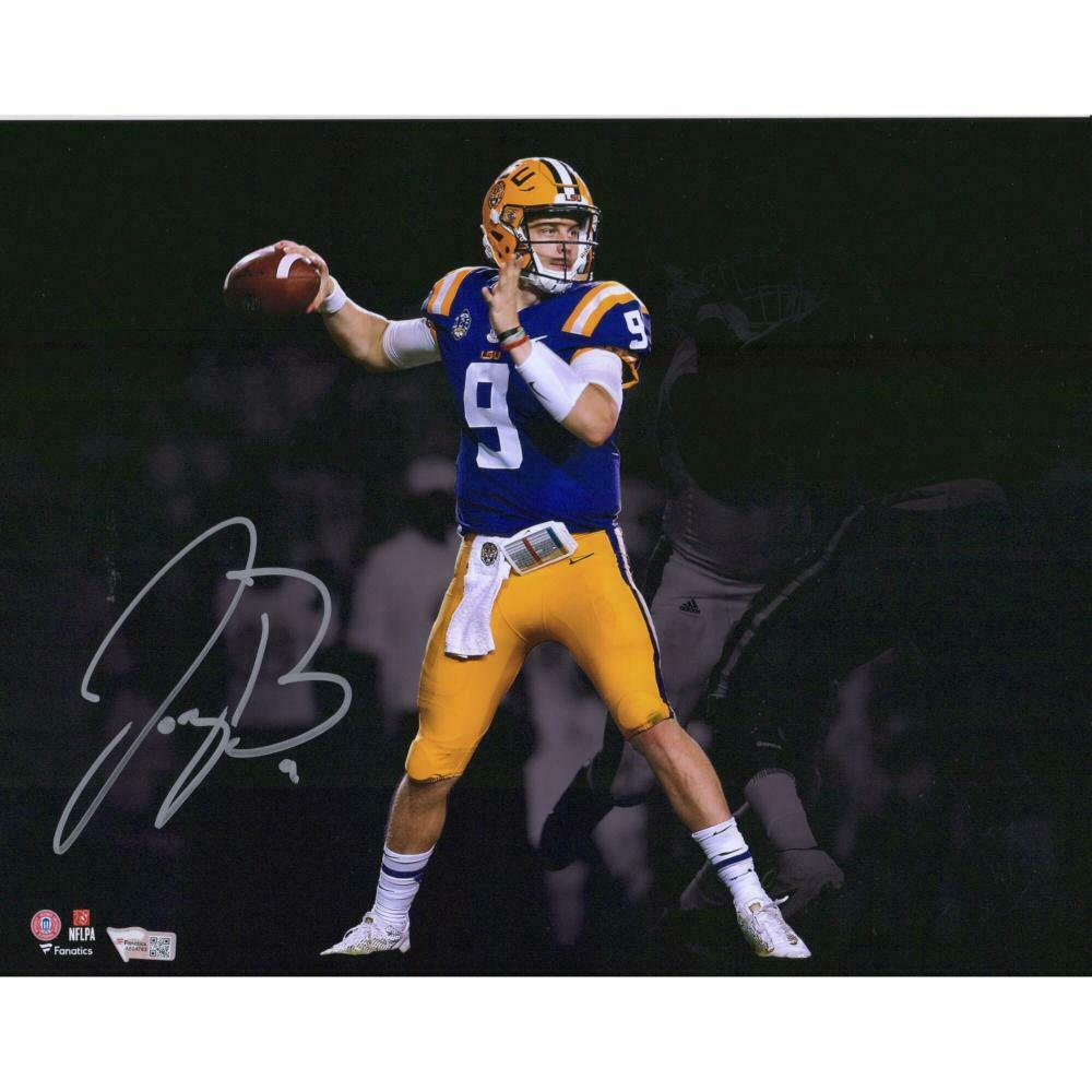 JOE BURROW Autographed LSU Tigers 11" x 14" Spotlight Photograph FANATICS