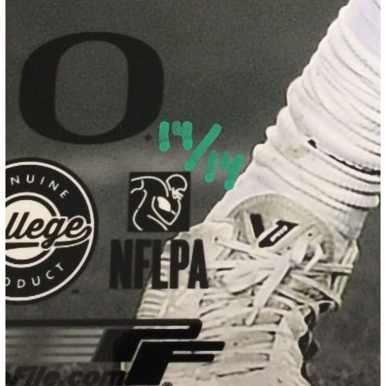 MARCUS MARIOTA Signed LE Oregon 20 x 24 Photo Inscribed "Heisman '14" STEINER COA LE 14 of 14