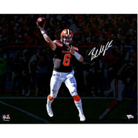 BAKER MAYFIELD Autographed Cleveland Browns 'Throwing' 16" x 20" Photograph FANATICS