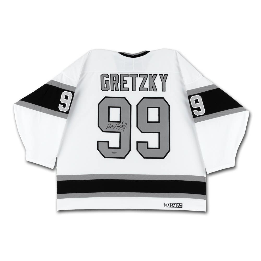 WAYNE GRETZKY Autographed Vintage Throwback White CCM Los Angeles Kings Jersey UDA